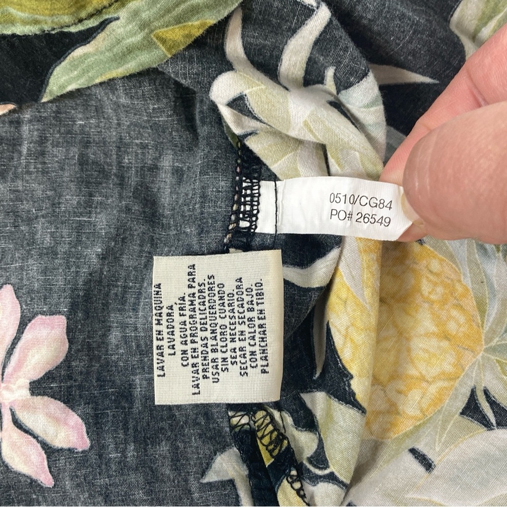 Cooke Street Honolulu Men's M Short Sleeve Hawaiian Shirt Black Yellow Hibiscus - Picture 11 of 16